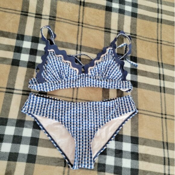 Xhilaration swimming set - Picture 1 of 5